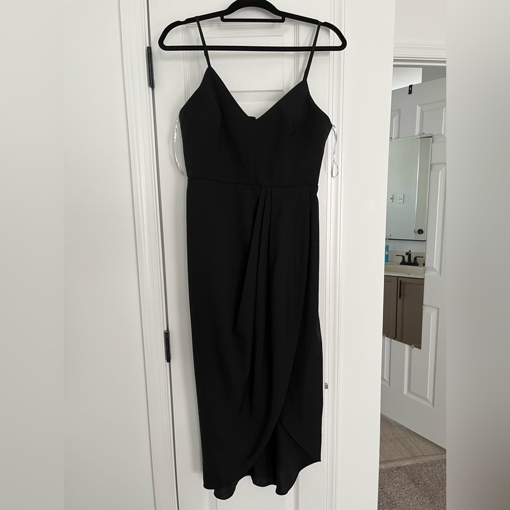 Lulu’s Reinette Black Midi Dress Size M